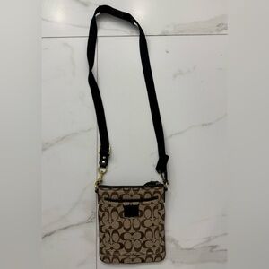 Coach authentic signature crossbody purse